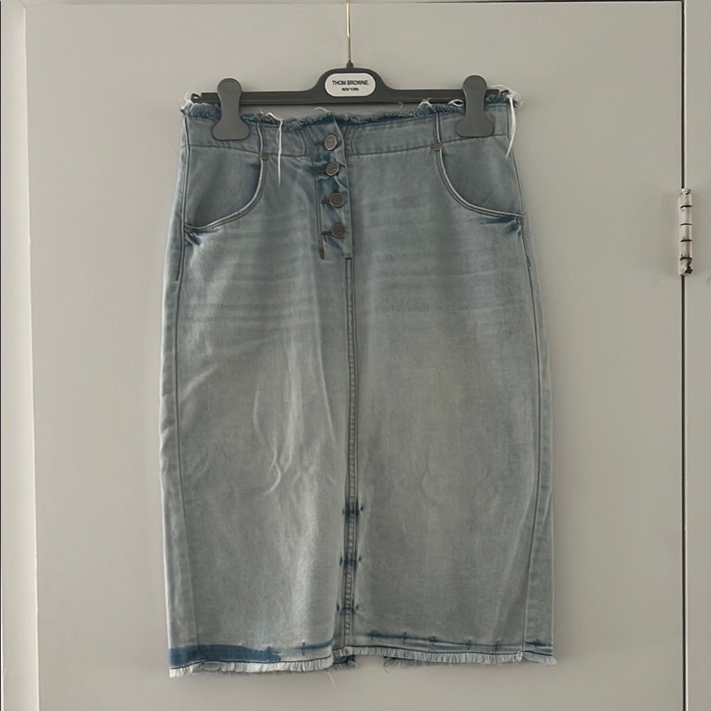 B1G1 🌟 DKNY Light Blue Denim Skirt with Button Accents